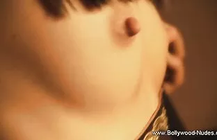 XXX در حین حرف زدن سكس تيك جامد دختر روی عینک