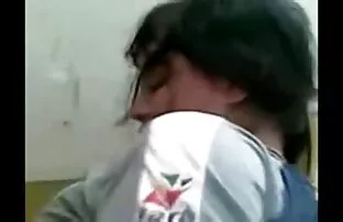 XXX دانش آموز لذت می برد از زبان عمیق معلم چربی در جوراب ساق بلند سيكس اجنبي جامد در الاغ