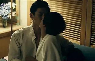 XXX مقعد عالی برای مشاهد سكس جامد دختر آرام در رختخواب