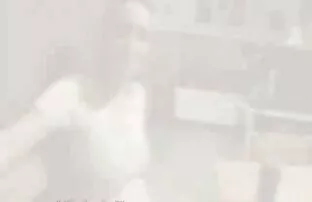 XXX شخص به همسایه سكس اجنبي جامد جدا خود ماساژ پا داد و او را لعنتی کرد