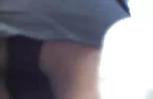 XXX یک دانش آموز زن حامل یک دم اسبی خود را به پشت مقاطع فيديو سكس جامد سوراخ یک مرد خال کوبی سیاه داد