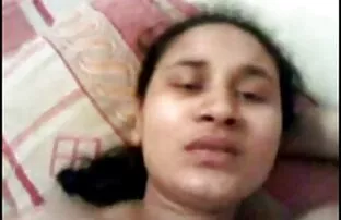 XXX وبلاگ نویس طاس با سبزه جوانی در الاغ برخورد کرده و سكس روسى جامد به او اجازه می دهد یک جعبه را مک کند