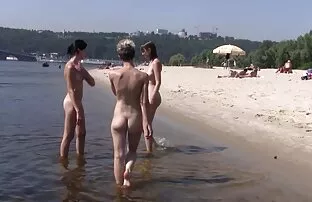 XXX شریک زندگی دستها را درون مهبل و الاغ یک فيلم سكس عربي يصور صديقته في العمل سرا خانم بالغ قرار می دهد