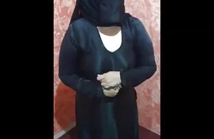 XXX دختر برنزه شده در لباس شنا مشاعره تحميل سكس جامد بزرگ در حمام