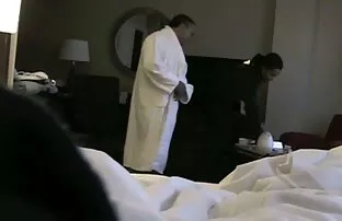 XXX الاغ Milf در پارکینگ متوقف می شود و دست خود سكس اوروبي جامد را در الاغ داخل ماشین قرار می دهد