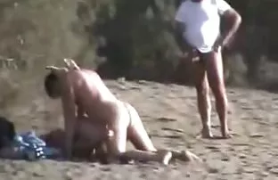 XXX Cutie به فلم سكسي جامد طور حرفه ای وودمن را می خورد