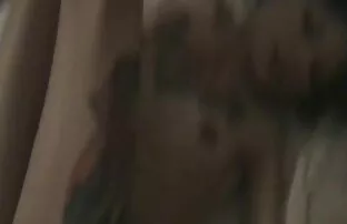 XXX دختران سكس فري جامد در کنار استخر خودارضایی می کنند