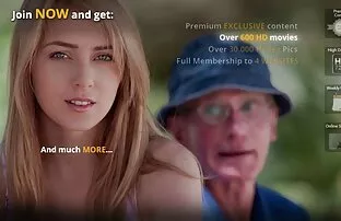 XXX او آناتومی اعضای بدن را با یک دانش آموز با موقع سكس مصري جامد عینک مطالعه کرد