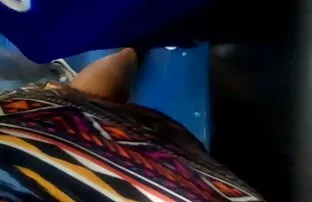 XXX دوست پسر غرق در الاغ سكس جامد فرنسي معشوقه تنگ در یک میز نشسته است