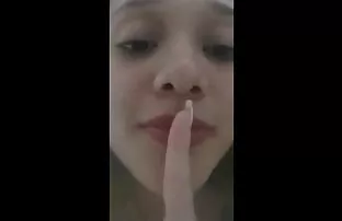 XXX دختر بلوند از مرد خود دعوت به رابطه موقع سيكس جامد جنسی کرد